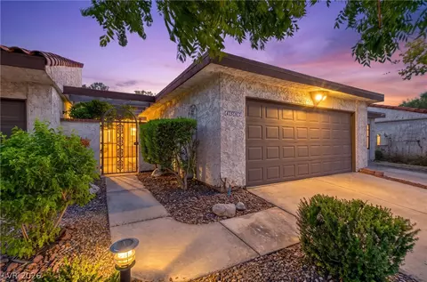 4587 Madreperla St, Las Vegas, NV 89121