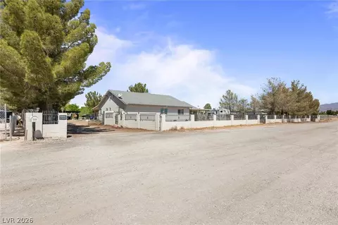 5703 Calverts St, Las Vegas, NV 89130