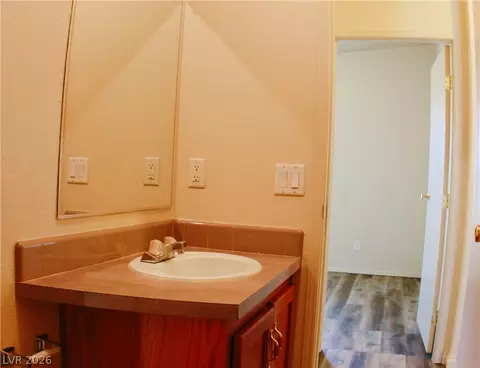 Bath - 5231 Ruby Way, Caliente, NV 89008 photo 2 of 2