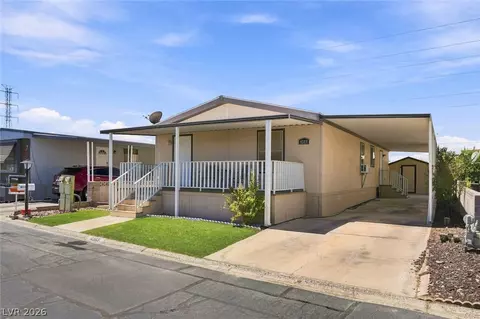 4589 Royal Ridge Blvd, Las Vegas, NV 89103