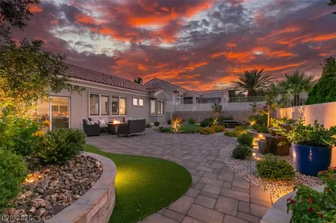 10800 Heritage Hills Dr, Las Vegas, NV 89134