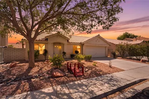 1725 Walingwood Dr, North Las Vegas, NV 89031