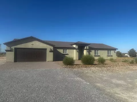 2101 E Dandelion St, Pahrump, NV 89048