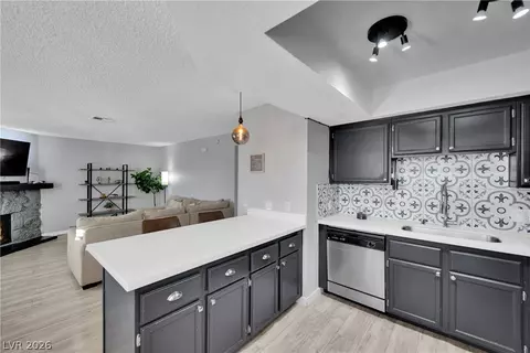 7937 Diamond Rock Way #202, Las Vegas, NV 89128
