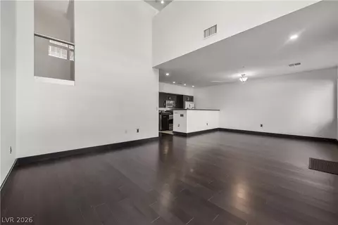 4565 Dean Martin Dr #102, Las Vegas, NV 89103