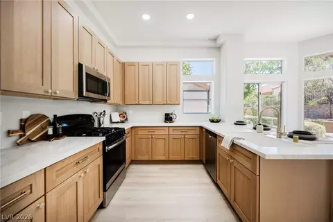 10017 Bundella Dr, Las Vegas, NV 89134
