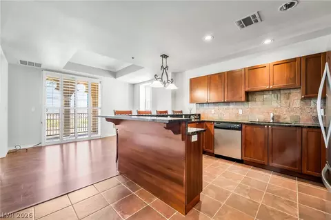 2405 W Serene Ave #529, Las Vegas, NV 89123