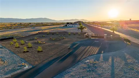 5985 E Spring Mountain Blvd, Pahrump, NV 89048
