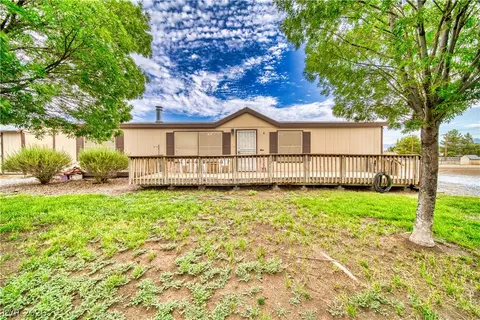2050 Debbie Ct, Pahrump, NV 89048