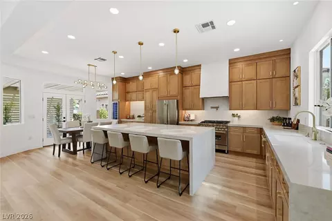 65 Twilight Rose St, Las Vegas, NV 89138