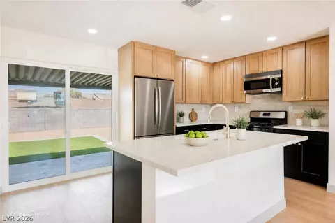 4972 Orinda Cir, Las Vegas, NV 89120
