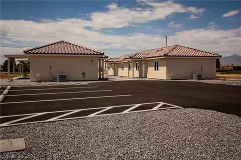 660 San Lorenzo St, Pahrump, NV 89048