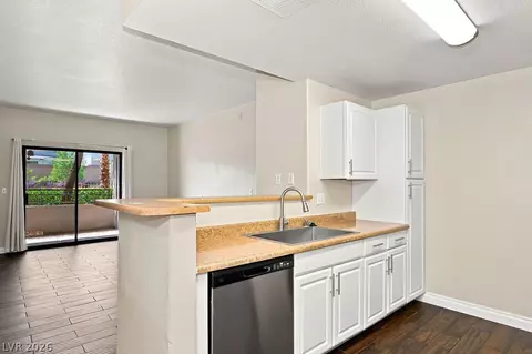 8250 N Grand Canyon Dr #1006, Las Vegas, NV 89166