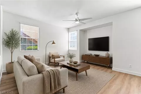 1704 Queen Victoria St #102, Las Vegas, NV 89144
