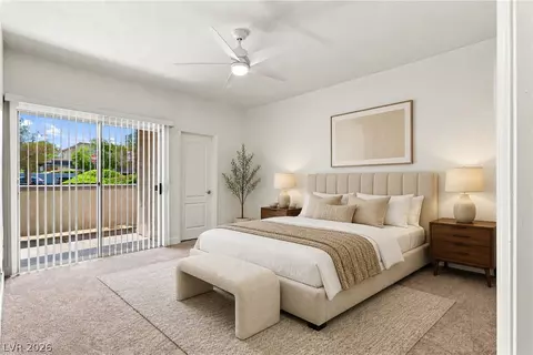 1704 Queen Victoria St #102, Las Vegas, NV 89144