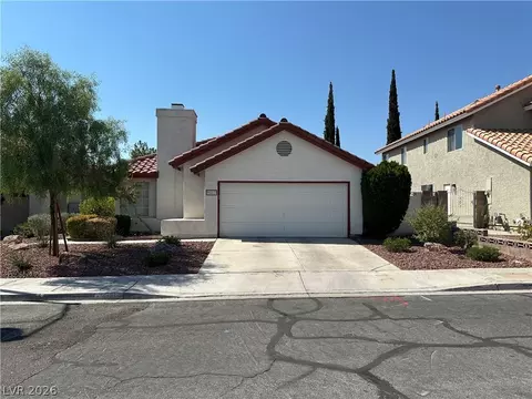 9517 Echo Glen Dr, Las Vegas, NV 89117