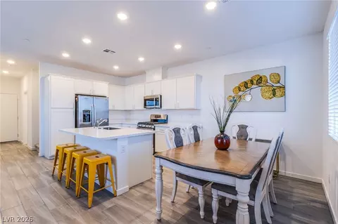 145 Aqua Commons Ln, Henderson, NV 89015