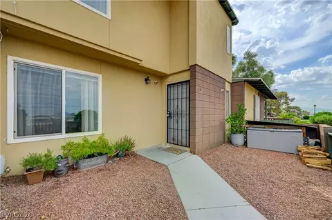 263 E Van Wagenen St, Henderson, NV 89015