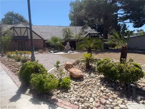 3005 Campbell Cir, Las Vegas, NV 89107