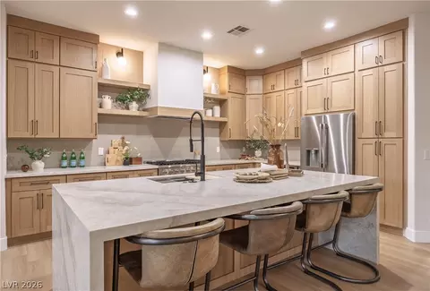 10248 Andante Ct, Las Vegas, NV 89135