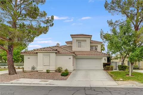 9240 Pitching Wedge Dr, Las Vegas, NV 89134