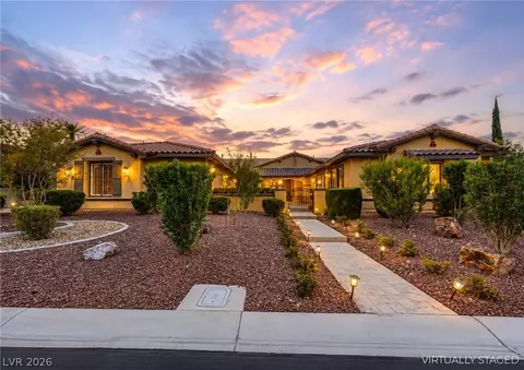 7504 Via Del Mar St, Las Vegas, NV 89131