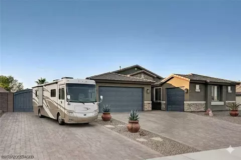 10430 W Amulet Ridge Ct, Las Vegas, NV 89149