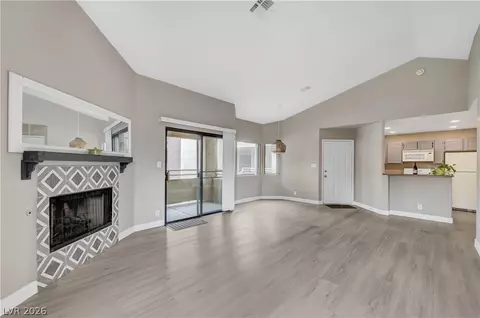 5074 S Rainbow Blvd #206, Las Vegas, NV 89118