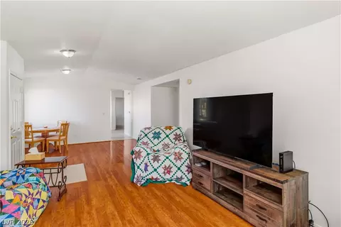 Living - 2250 Camel Mesa Dr, Laughlin, NV 89029 photo 7 of 8