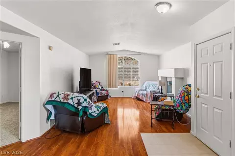 Living - 2250 Camel Mesa Dr, Laughlin, NV 89029 photo 2 of 8