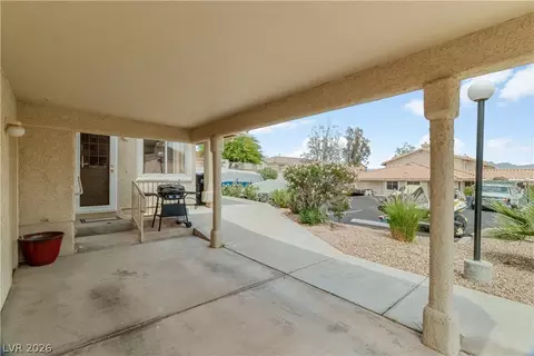 Exterior - 2250 Camel Mesa Dr, Laughlin, NV 89029 photo 7 of 22