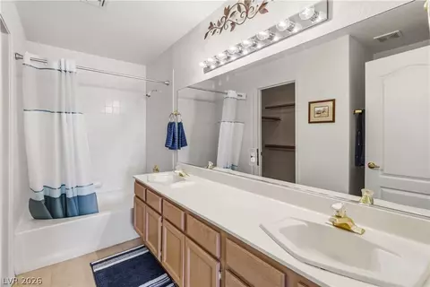 Bath - 2250 Camel Mesa Dr, Laughlin, NV 89029 photo 1 of 6