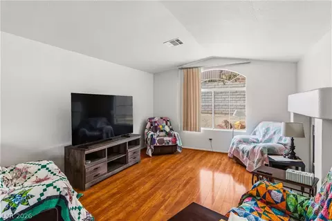 Living - 2250 Camel Mesa Dr, Laughlin, NV 89029 photo 6 of 8