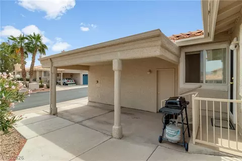 Exterior - 2250 Camel Mesa Dr, Laughlin, NV 89029 photo 11 of 22