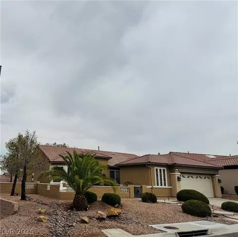 2878 Hartwick Pines Dr, Henderson, NV 89052