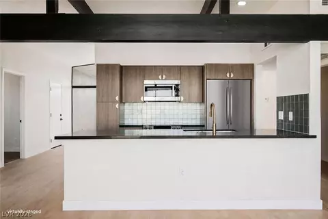 2732 Castle St, North Las Vegas, NV 89030