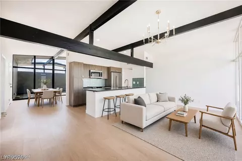2732 Castle St, North Las Vegas, NV 89030