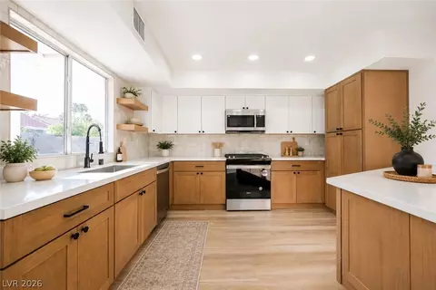 21 Megan Dr, Henderson, NV 89074