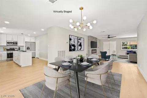 7700 Peacock Ave, Las Vegas, NV 89145