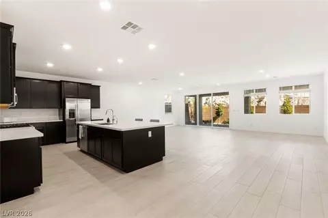 9986 Joshua Foothills St, Las Vegas, NV 89178