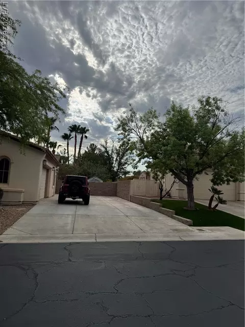 10610 Fairfield Ave, Las Vegas, NV 89183