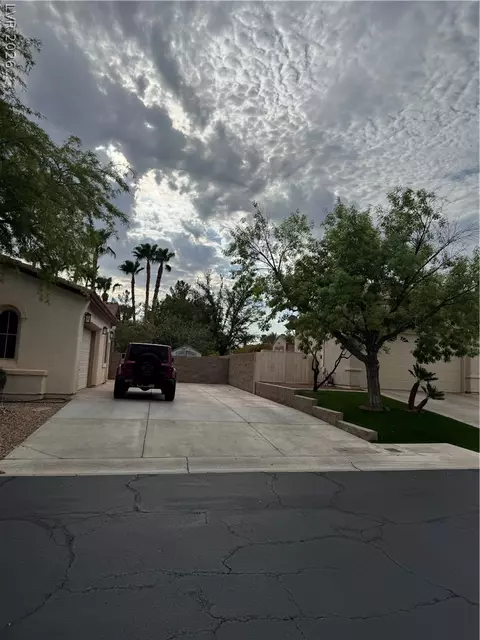 10610 Fairfield Ave, Las Vegas, NV 89183