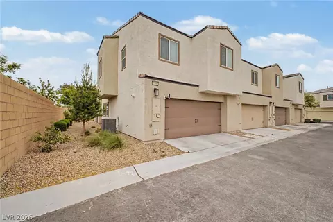 1880 Arcadian King Sun St, Las Vegas, NV 89106