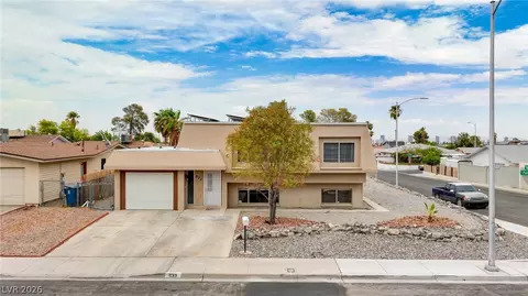 933 Palmhurst Dr, Las Vegas, NV 89145