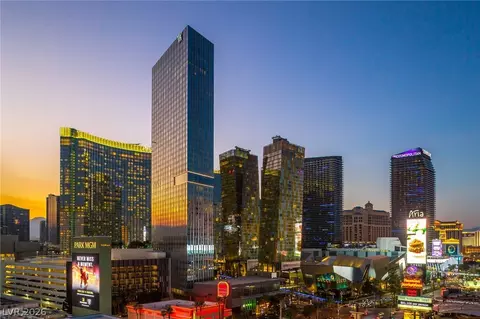 3750 Las Vegas Blvd #2704, Las Vegas, NV 89158