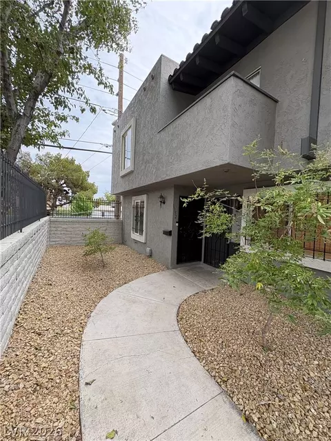 1352 N Jones Blvd, Las Vegas, NV 89108