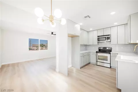 223 W Basic Rd, Henderson, NV 89015
