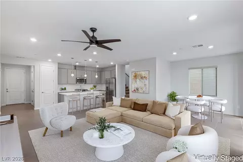 11576 Desert Hollow Ave, Las Vegas, NV 89138