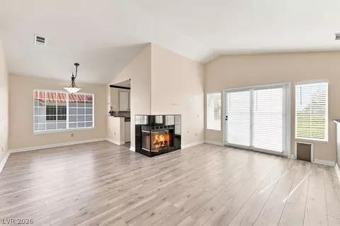 5201 S Torrey Pines Dr #1244, Las Vegas, NV 89118