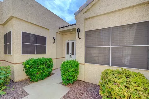 461 Purple Finch Dr, Las Vegas, NV 89107